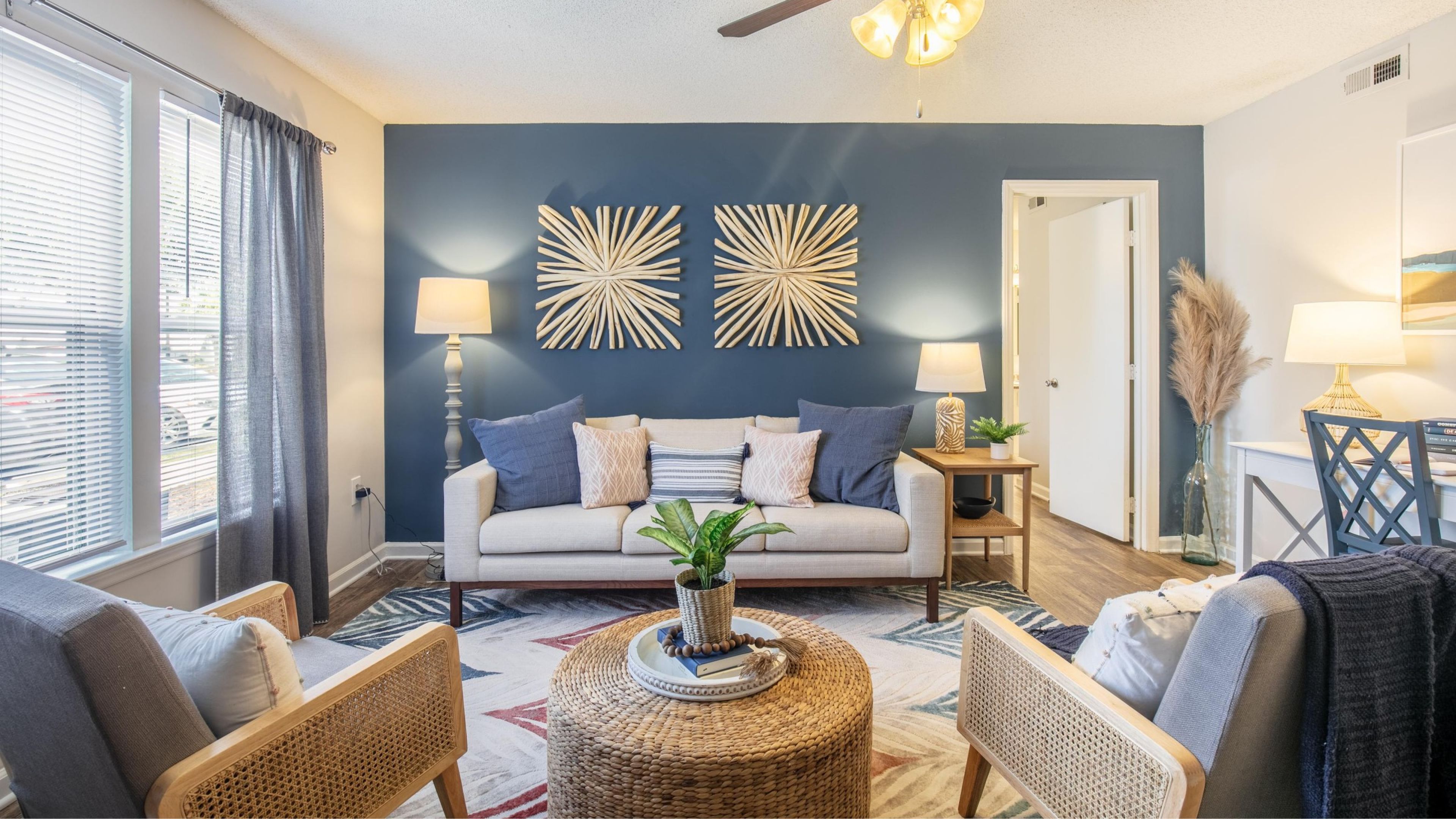 Hawthorne Commons apartment dining and living space with spacious layout and modern furnishings